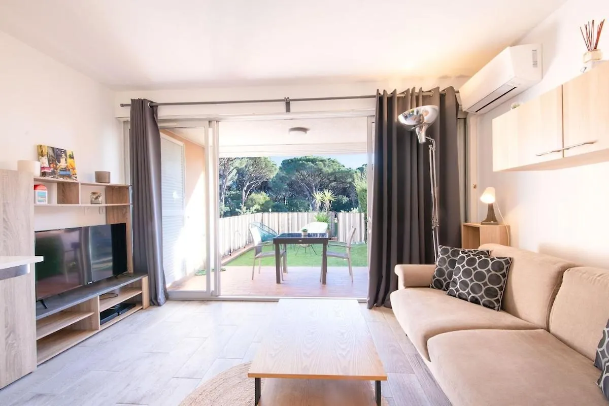 Apartment Studio-Cabine Climatise -4 Pers- Proche De La Mer Sainte-Maxime France
