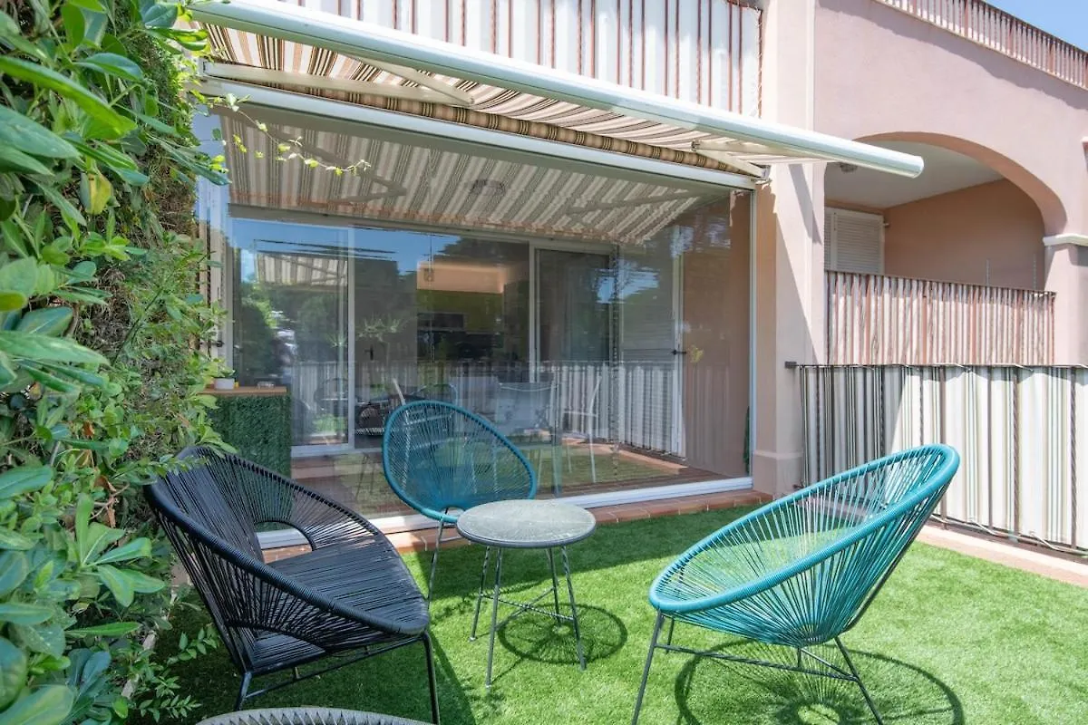 Studio-Cabine Climatise -4 Pers- Proche De La Mer Sainte-Maxime Apartment