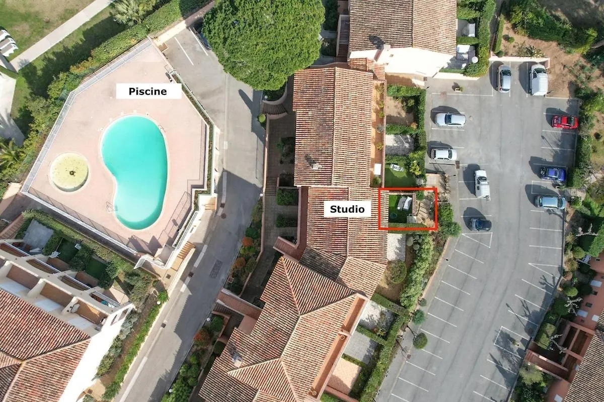Studio-Cabine Climatise -4 Pers- Proche De La Mer Sainte-Maxime Apartment